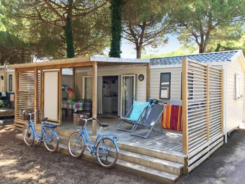 Camping Le Suroit 勒布瓦普拉热雷 外观 照片