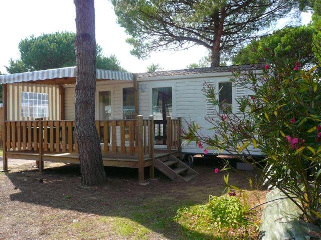 Camping Le Suroit 勒布瓦普拉热雷 外观 照片